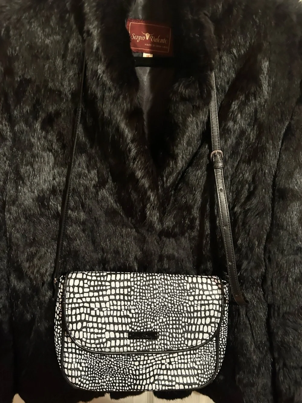 Vera Bradley Crossbody Bag in Midnight Snakeskin Black & White pattern. 7”x10”